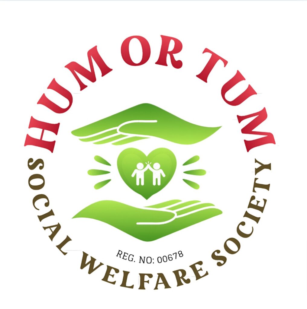 HUM OR TUM LOGO